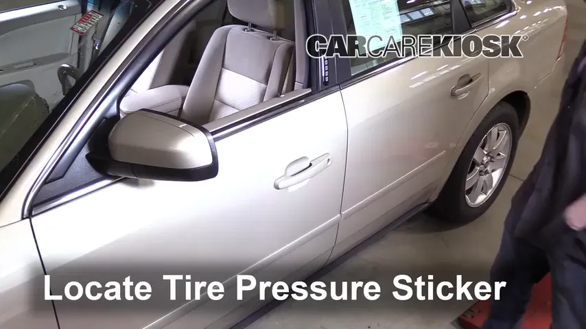 2005 Mercury Montego Premier 3.0L V6 Tires & Wheels Check Tire Pressure